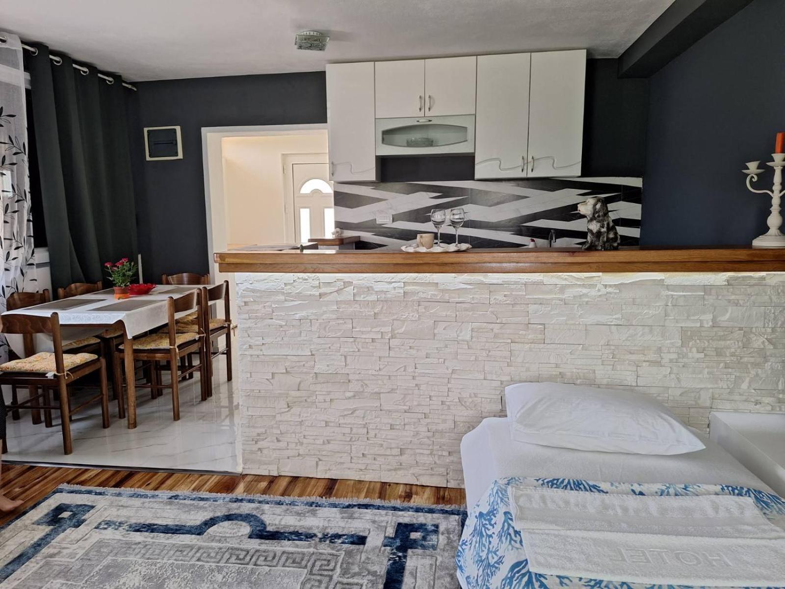 Apartman Glorija Kotor Exteriér fotografie